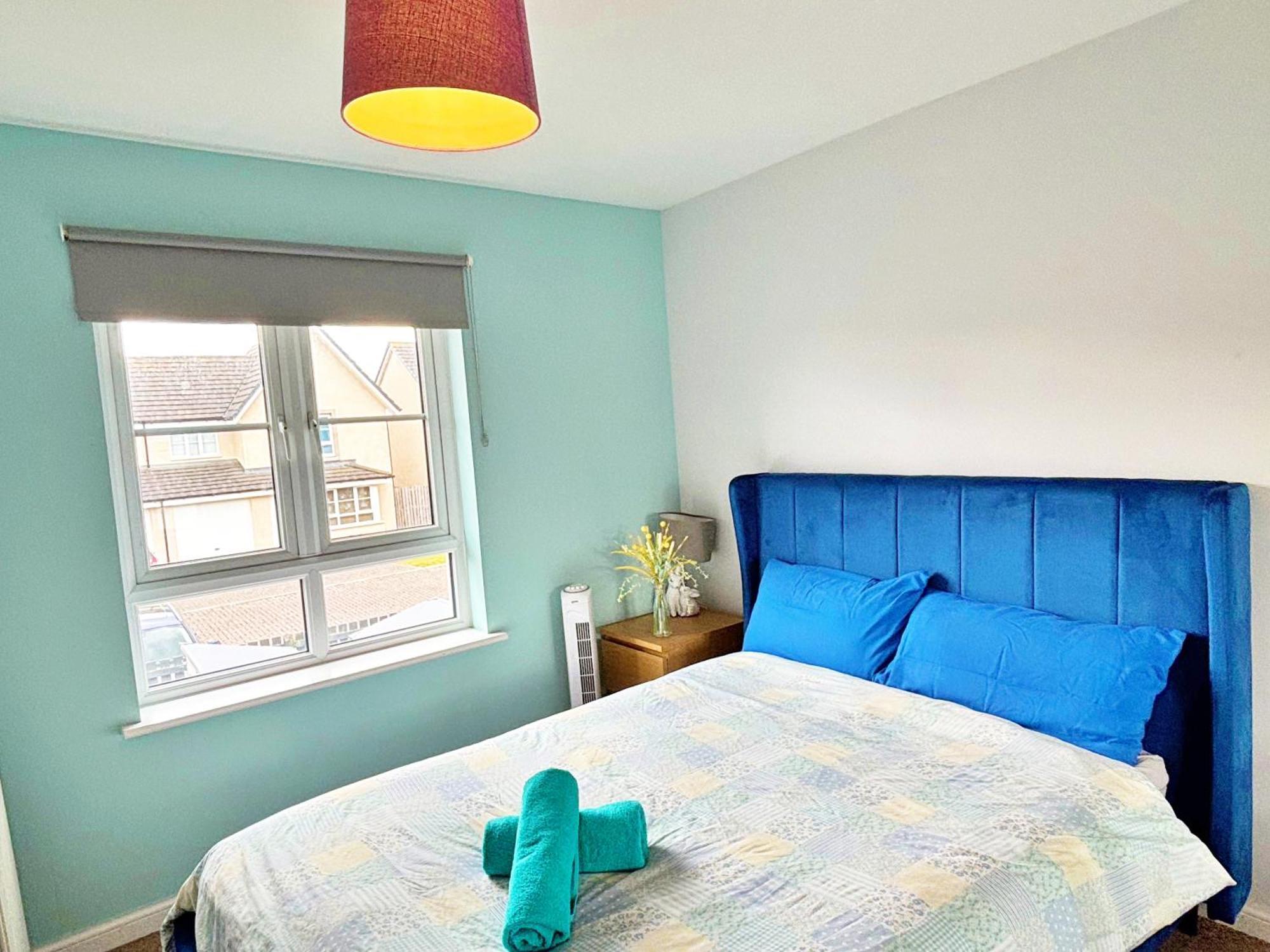 Newbuild - 3 Bedrooms, 2 Baths,5 Mins From Airport — Photos 2